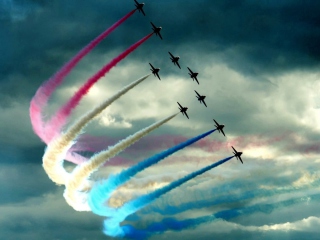 Air Show wallpaper 320x240