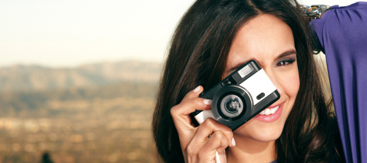 Girl With Camera wallpaper 720x320