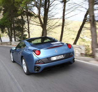 Ferrari California sfondi gratuiti per iPad 3