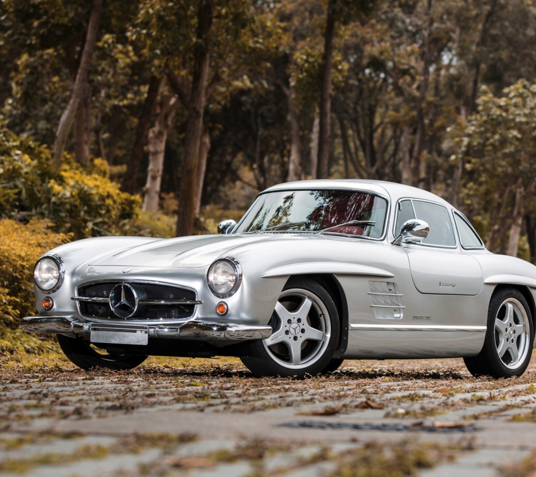 Mercedes Benz 300 SL wallpaper 1080x960