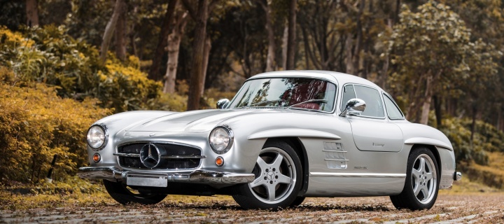 Mercedes Benz 300 SL wallpaper 720x320