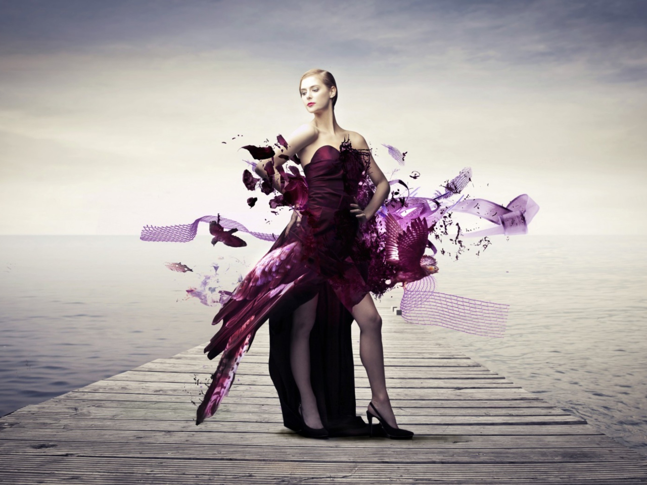 Das Creative Purple Dress Wallpaper 1280x960