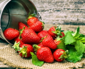 Fondo de pantalla Strawberries 176x144