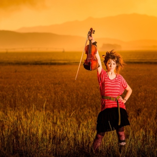 Violin Girl sfondi gratuiti per iPad mini