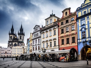 Das Prague Old Town Square Wallpaper 320x240