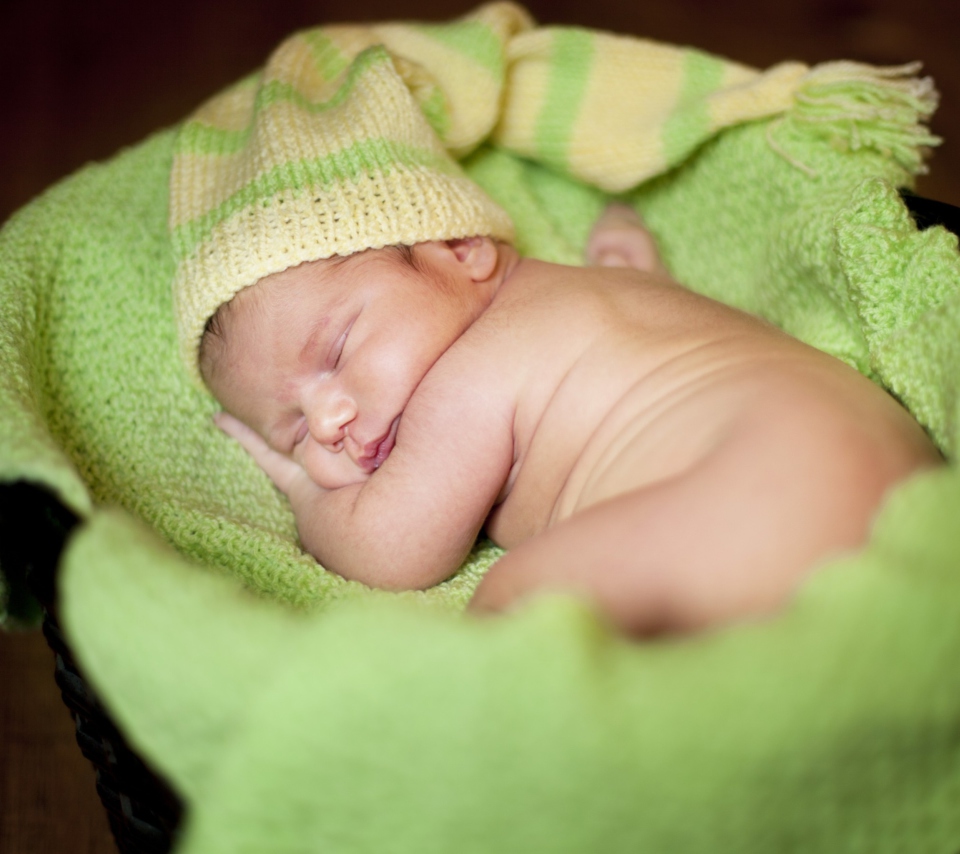 Cute Sleeping Baby wallpaper 960x854