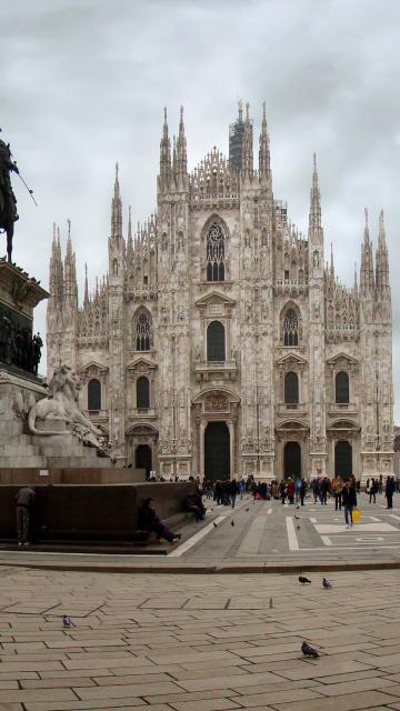 Fondo de pantalla Milan Cathedral, Duomo di Milano 360x640