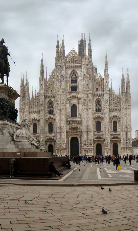 Обои Milan Cathedral, Duomo di Milano 480x800