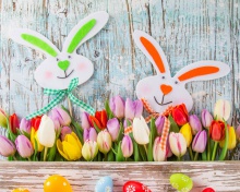 Fondo de pantalla Easter Tulips and Hares 220x176