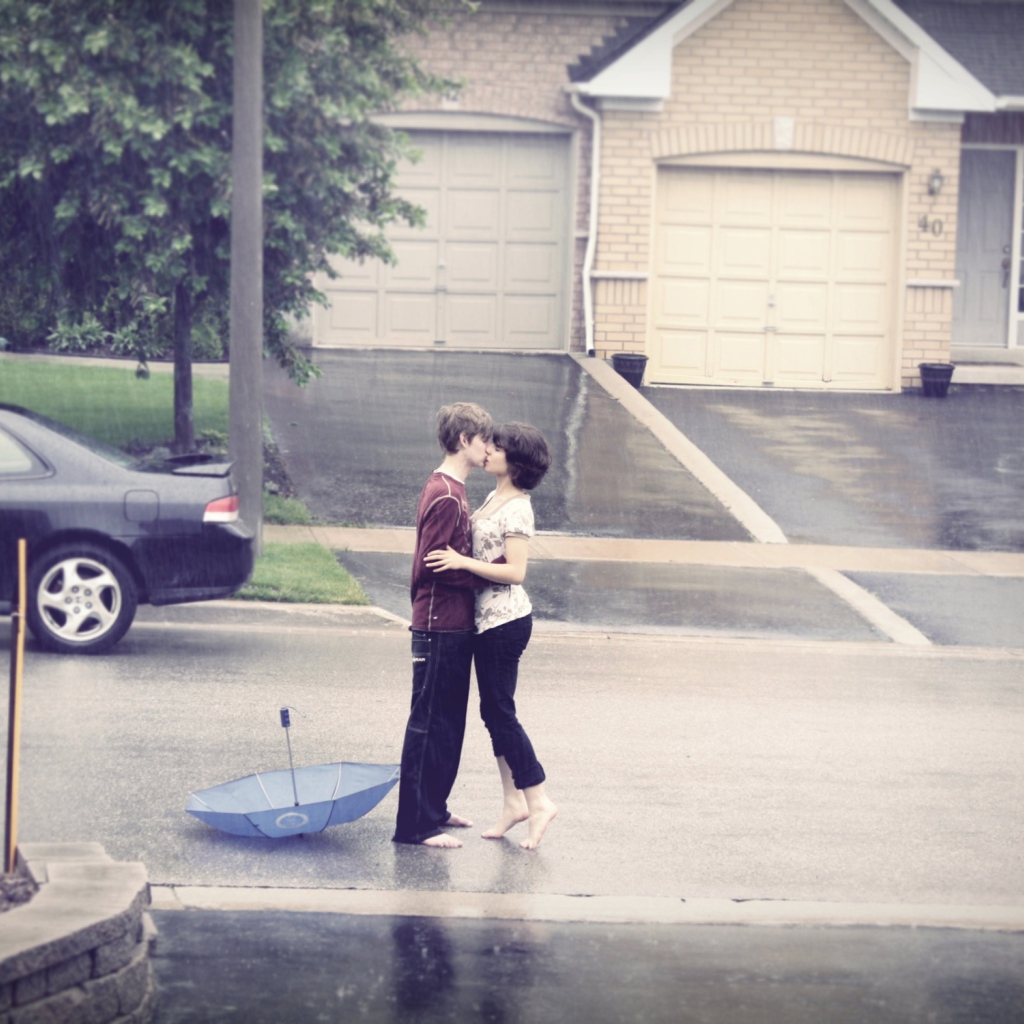 Kissing In The Rain screenshot #1 1024x1024