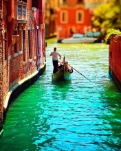 Venice Gondola screenshot #1 176x220