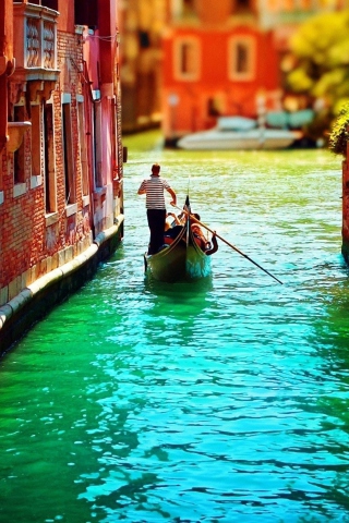 Venice Gondola wallpaper 320x480