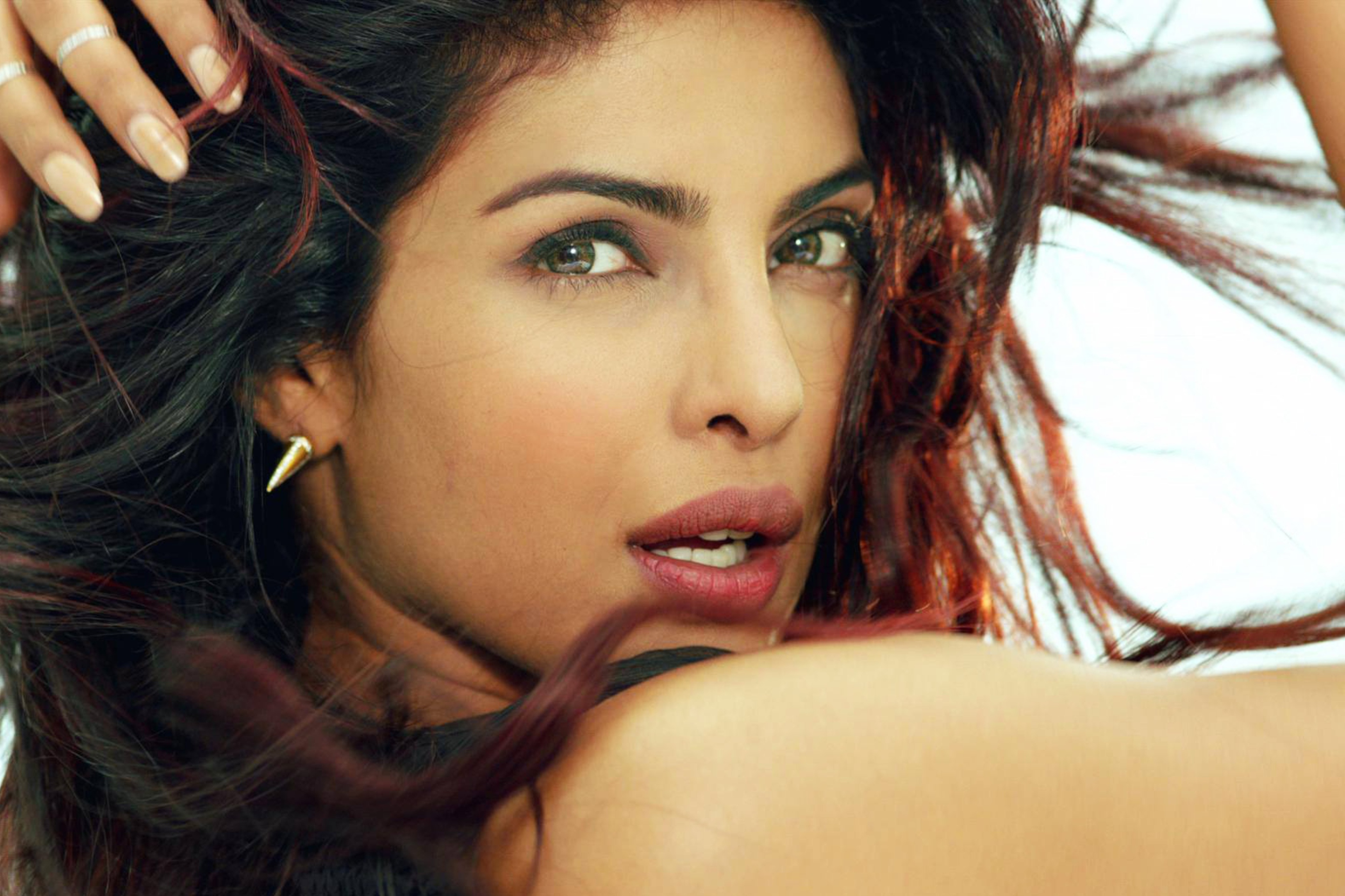 Priyanka Chopras Exotic screenshot #1 2880x1920