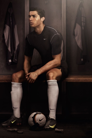 Cristiano Ronaldo wallpaper 320x480