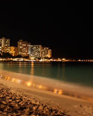 Waikiki Beach At Night papel de parede para celular para Nokia Asha 306