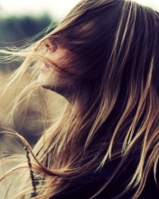 Обои Beautiful Girl With Wind In Her Hair 176x220