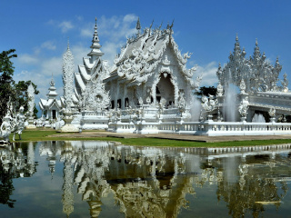 Screenshot №1 pro téma Wat Rong Khun 320x240