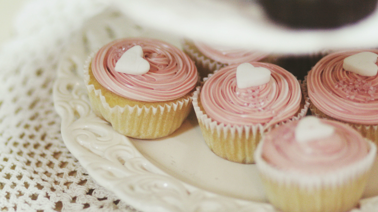 Fondo de pantalla Hearty Cupcake 1280x720