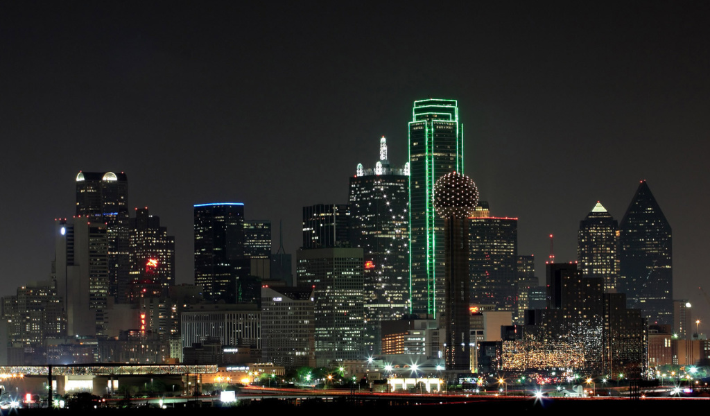 Texas, Dallas Night Skyline wallpaper 1024x600
