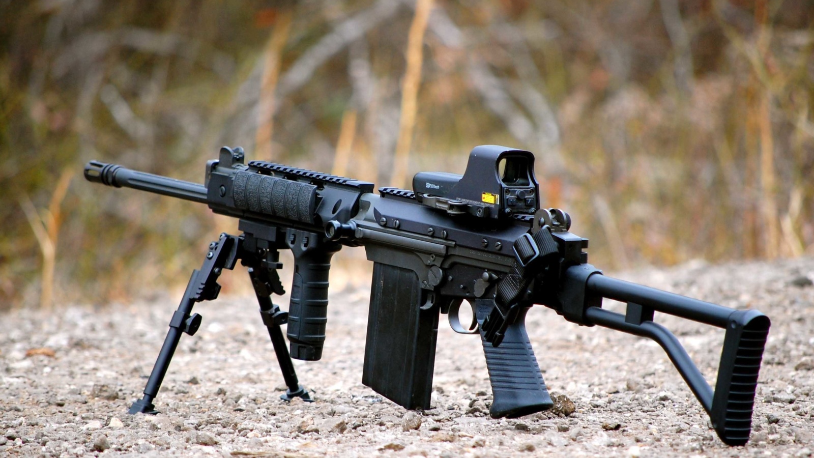 Обои FN FAL Semi Automatic Rifle 1600x900