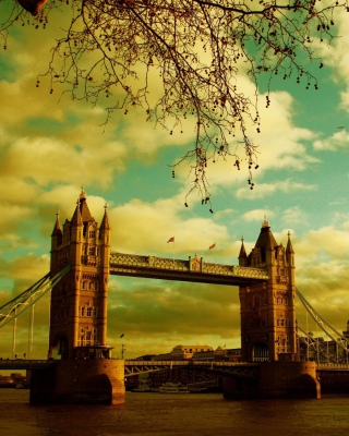 Kostenloses London Bridge Wallpaper für HTC HD7