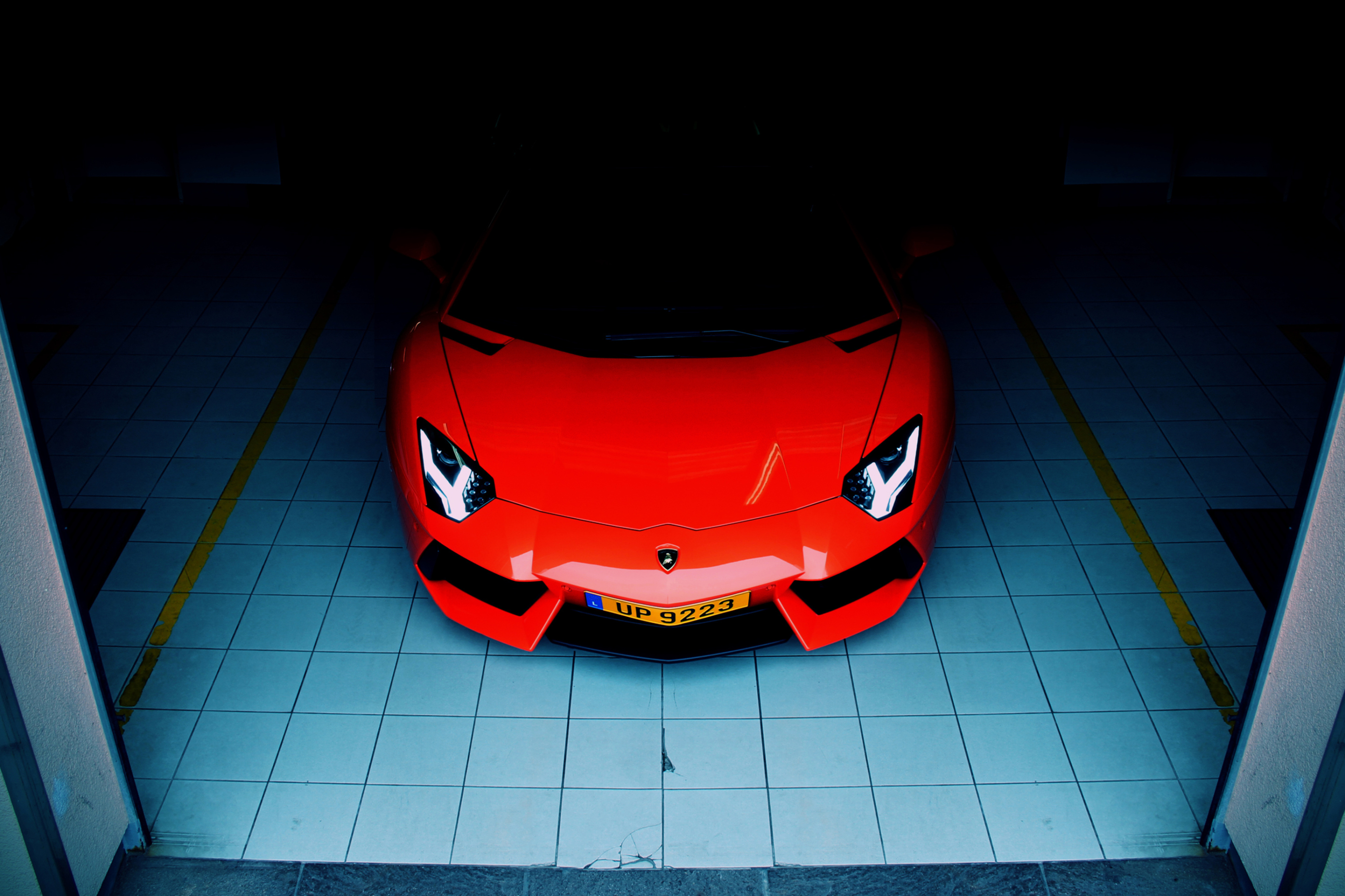 Das Red Lamborghini Aventador Wallpaper 2880x1920