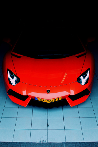 Обои Red Lamborghini Aventador 320x480