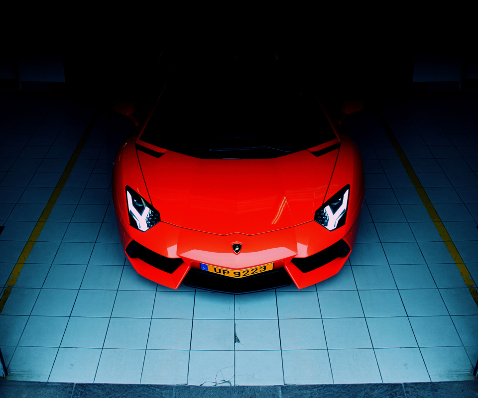 Red Lamborghini Aventador wallpaper 960x800