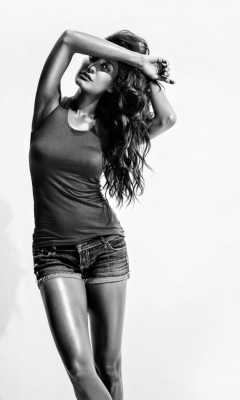 Lisa Haydon screenshot #1 240x400