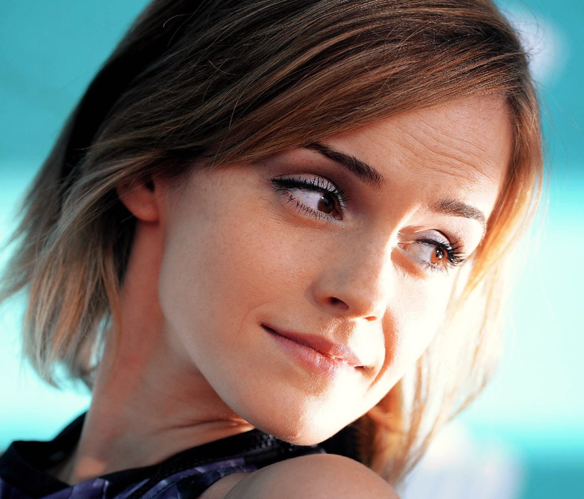 Fondo de pantalla Sweet Emma Watson 1200x1024