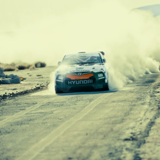 Kostenloses Hyundai Veloster Rally Car Wallpaper für iPad 2