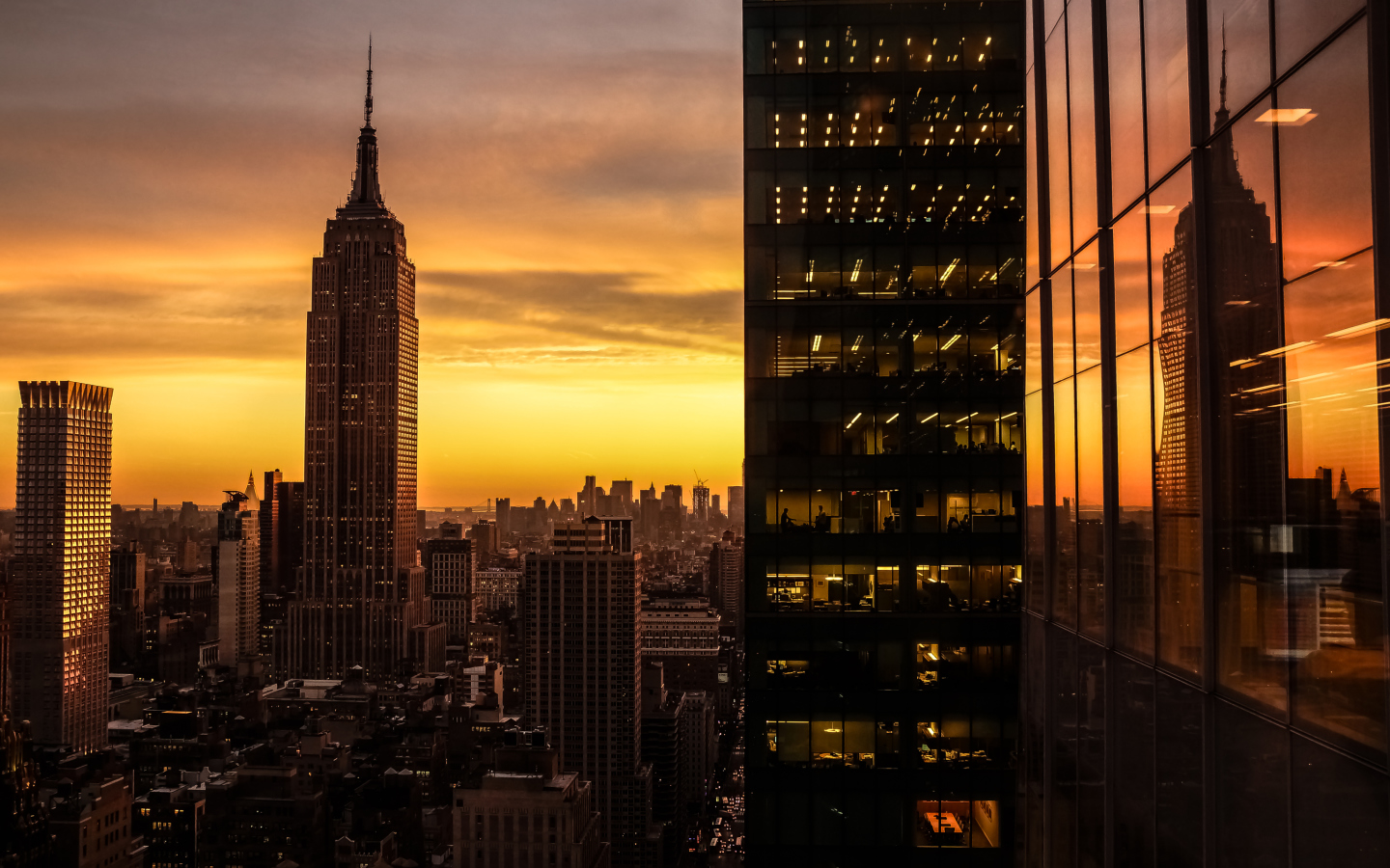 Manhattan Skyscrappers wallpaper 1440x900