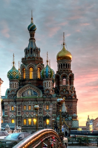 Sfondi Church In Saint-Petersburg 320x480