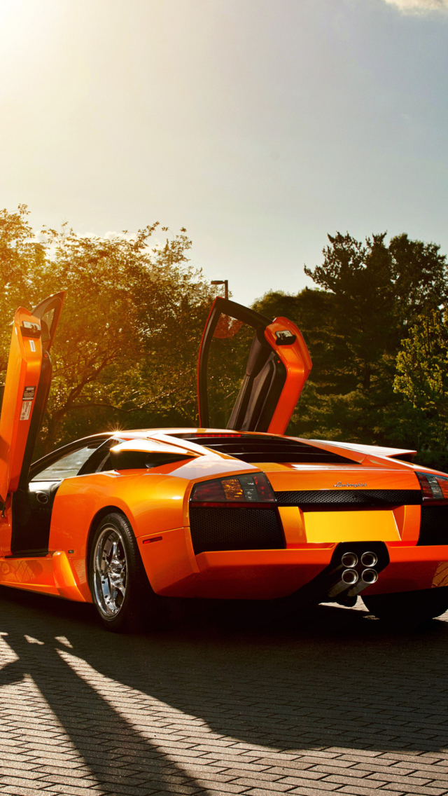 Lamborghini Murcielago screenshot #1 640x1136