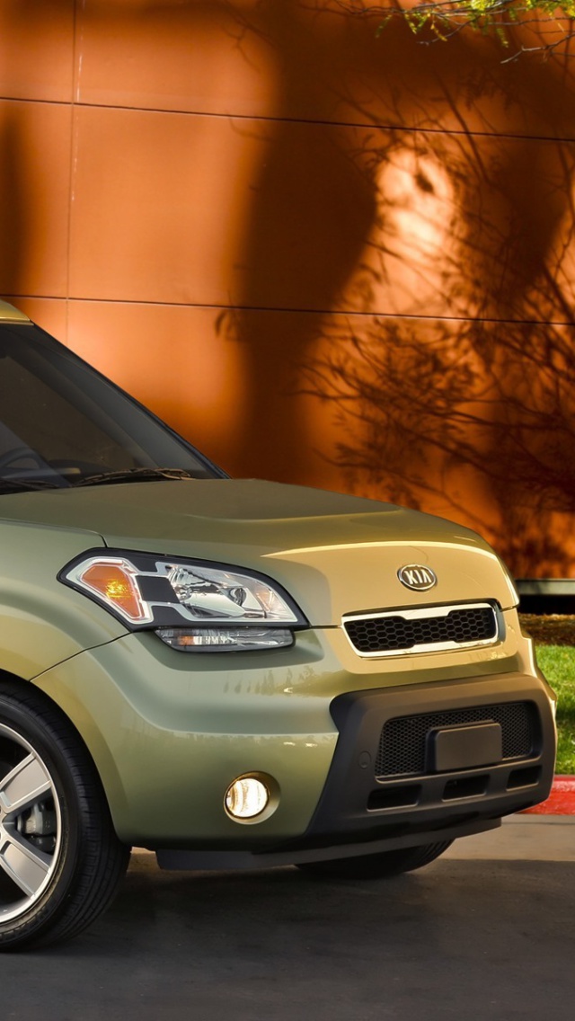 Kia Soul screenshot #1 640x1136