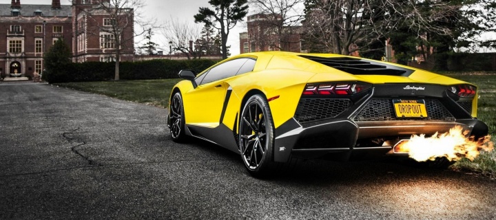 Screenshot №1 pro téma Lamborghini Aventador LP720 4 720x320