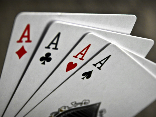 Deck of playing cards wallpaper 640x480
