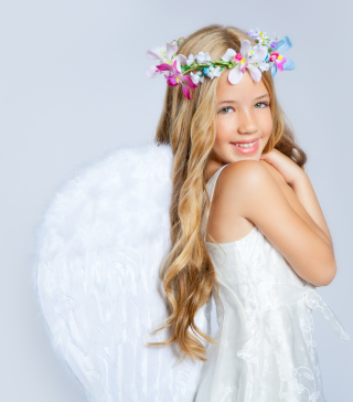 Little White Angel Background for 320x480