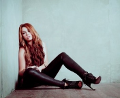 Обои Miley Cyrus Hot 176x144