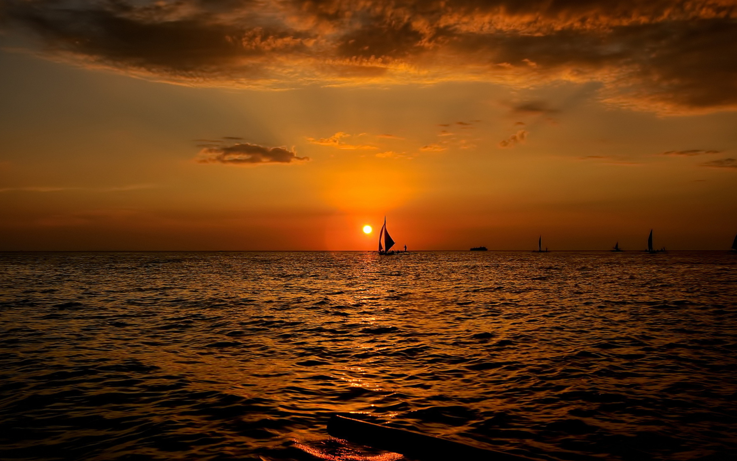 Sunset Sailing wallpaper 2560x1600