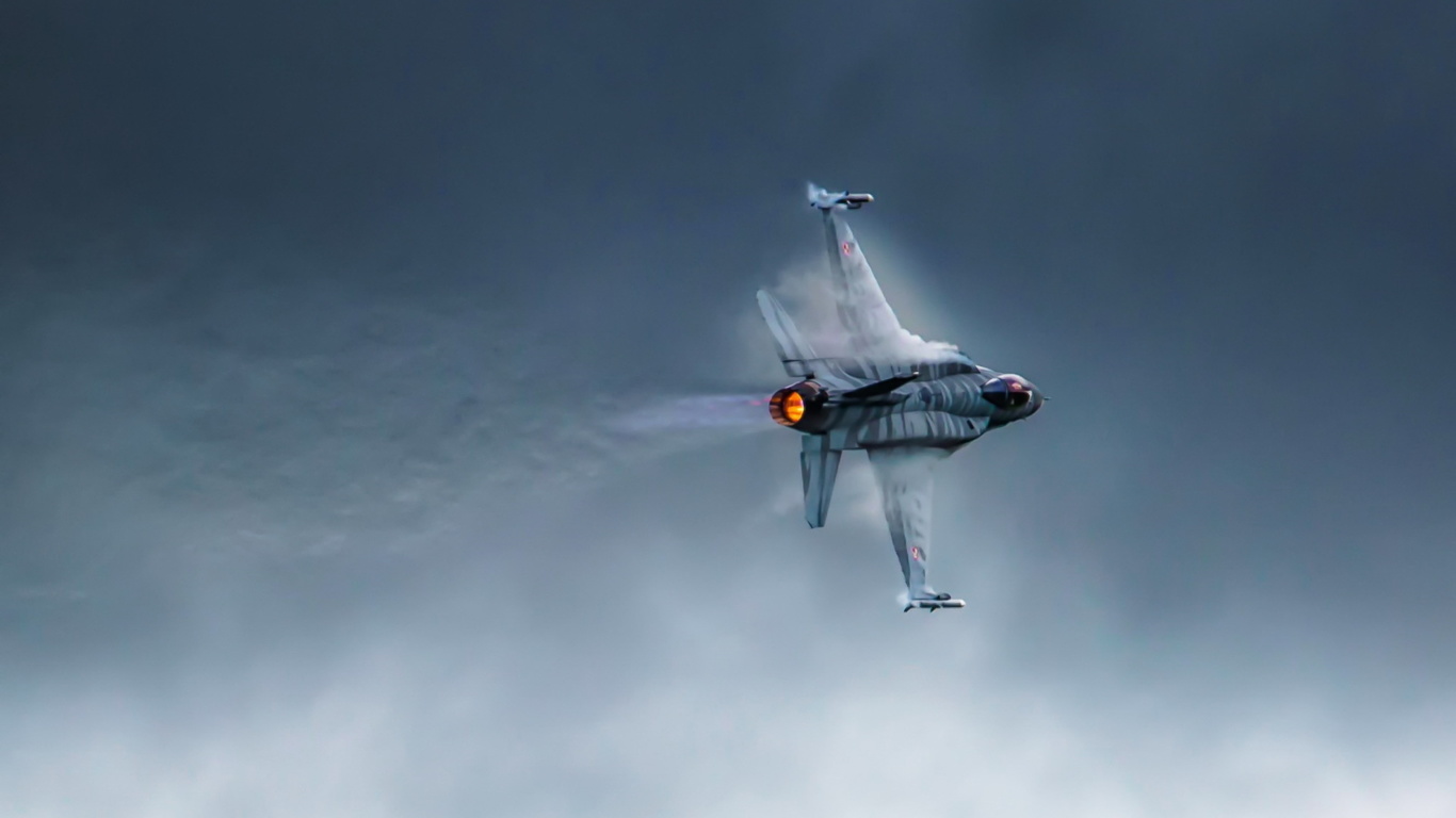 Das F 16 Fighting Falcon Wallpaper 1366x768