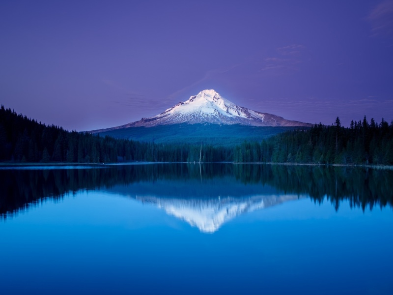 Screenshot №1 pro téma Mountains with lake reflection 800x600