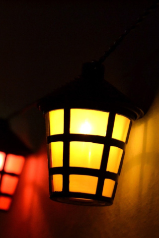 Das Lamps Lights Wallpaper 320x480