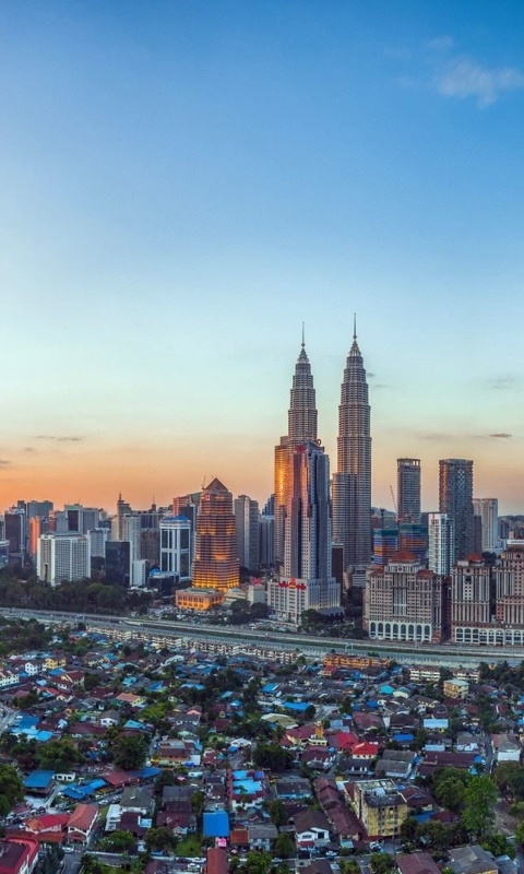 Das Kuala Lumpur Panorama Wallpaper 480x800