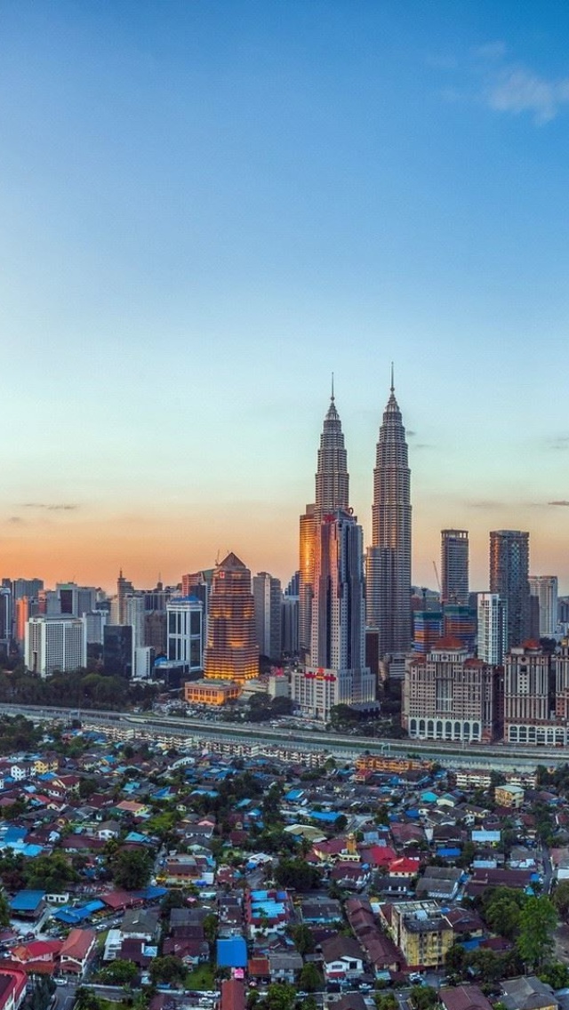 Das Kuala Lumpur Panorama Wallpaper 640x1136