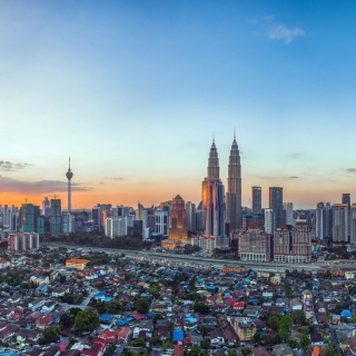 Kuala Lumpur Panorama sfondi gratuiti per 1024x1024