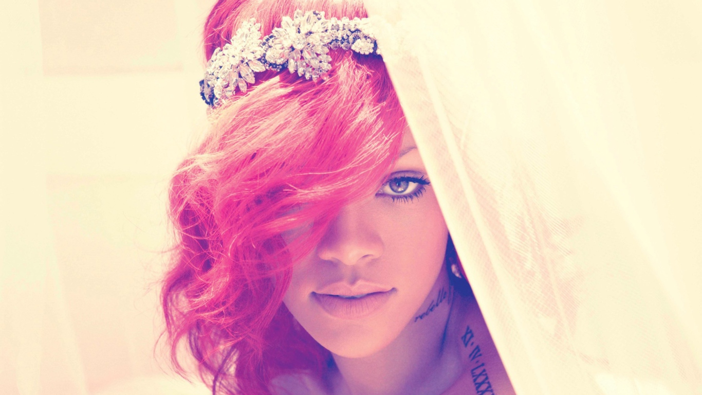 Fondo de pantalla Rihanna 1366x768