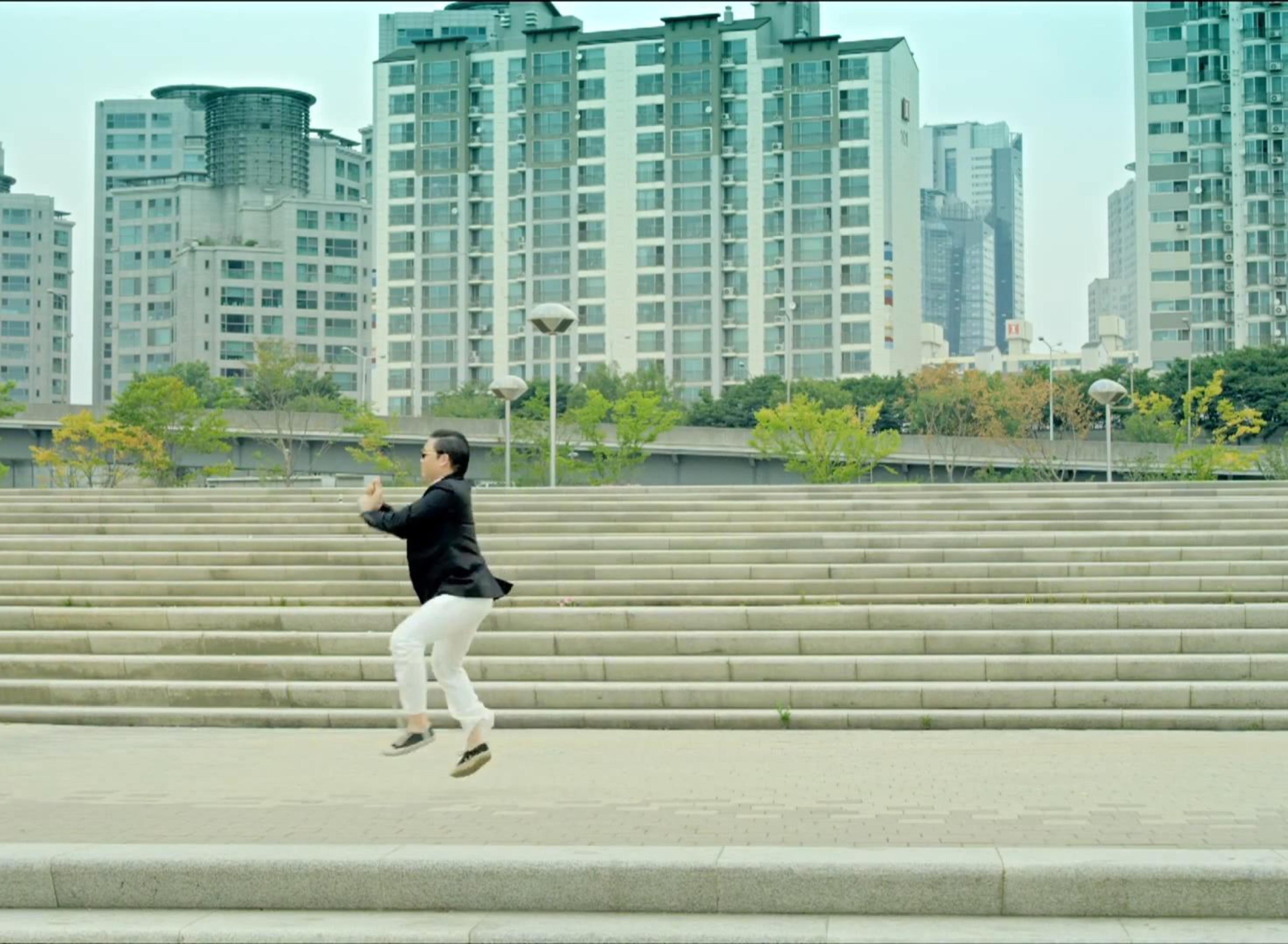 Screenshot №1 pro téma Gangnam Dance 1920x1408