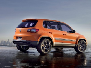 Volkswagen Tiguan wallpaper 320x240