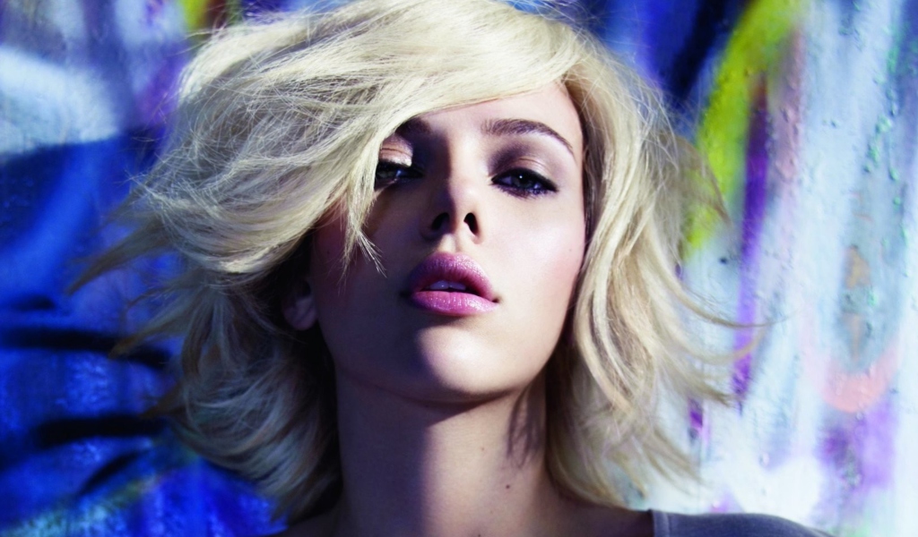 Scarlett Johansson Portrait screenshot #1 1024x600